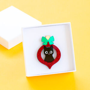 LIMITED STOCK Ornament Cat Brooch - Red